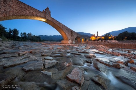 dece53fbee5cce2e32675fba59e10a16_original